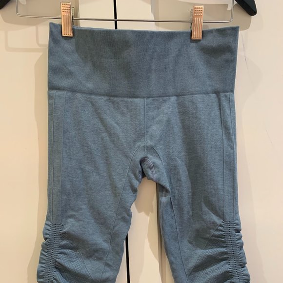 Lululemon Ebb and Flow Crop Leggings - Picture 6 of 6